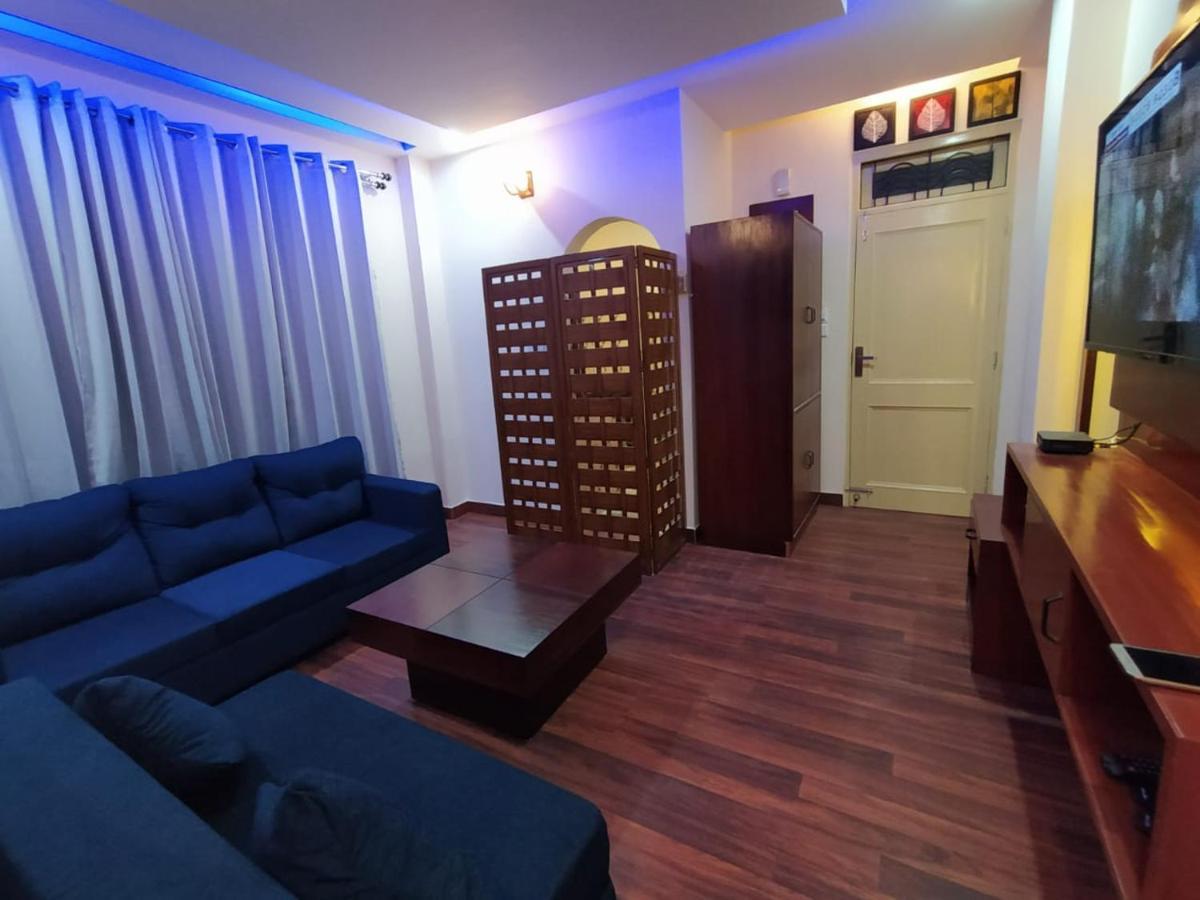 Deluxe Homestay Apartments With Kitchen In ชิมลา ภายนอก รูปภาพ